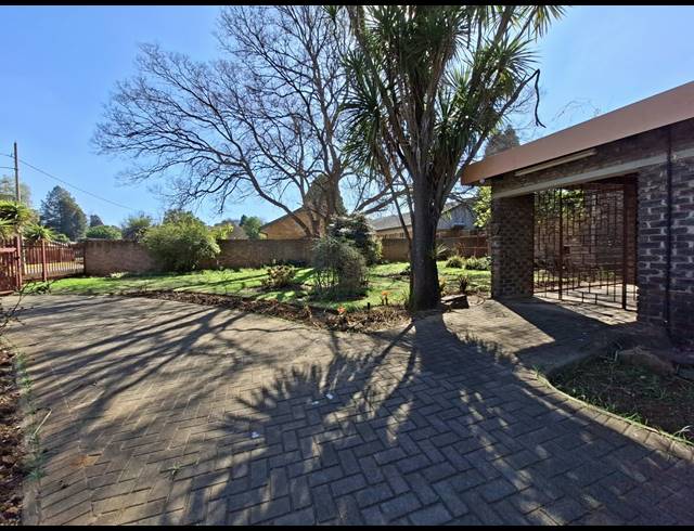 3 BEDROOM HOUSE FOR SALE IN ARCON PARK